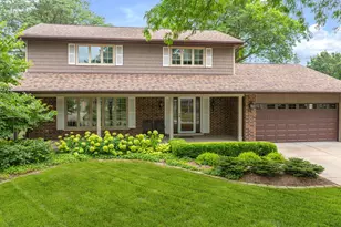 7189 Springside Ave, Downers Grove, IL 60516 - Photo 1