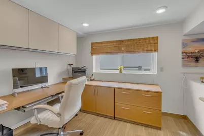 17W544 Sutton Place, Darien, IL 60561 - Photo 21
