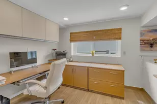 17W544 Sutton Pl, Darien, IL 60561 - Photo 21