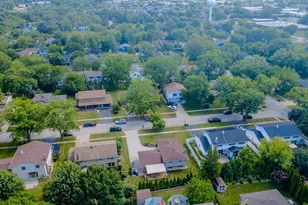 17W544 Sutton Pl, Darien, IL 60561 - Photo 43