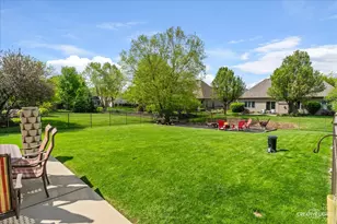 614 Pine St, Sugar Grove, IL 60554 - Photo 33