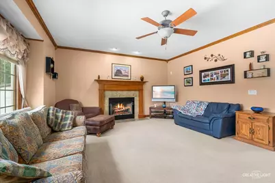 614 Pine Street, Sugar Grove, IL 60554 - Photo 9