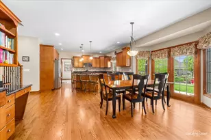 614 Pine St, Sugar Grove, IL 60554 - Photo 11
