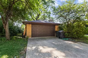 4529 W Columbia Ave, Lincolnwood, IL 60712 - Photo 41