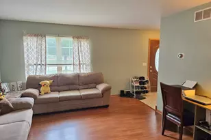 2022 Whitmore Dr, Romeoville, IL 60446 - Photo 3