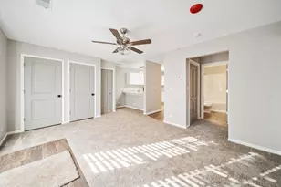 5 S Virginia Rd, Crystal Lake, IL 60014 - Photo 7