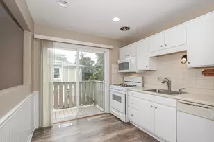 1063 Hampton Harbor, Schaumburg, IL 60193 - Photo 13