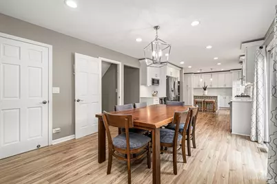 4030 N Parkside Drive, Hoffman Estates, IL 60192 - Photo 11