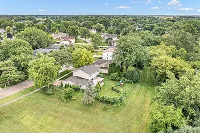 4030 N Parkside Drive, Hoffman Estates, IL 60192 - Photo 39