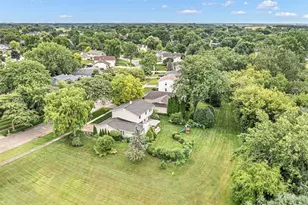 4030 N Parkside Dr, Hoffman Estates, IL 60192 - Photo 39
