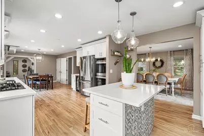 4030 N Parkside Drive, Hoffman Estates, IL 60192 - Photo 17