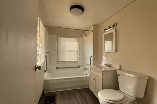 412 E Columbia Ave, Champaign, IL 61820 - Photo 17