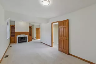1133 W Cornelia Ave, Chicago, IL 60657 - Photo 13