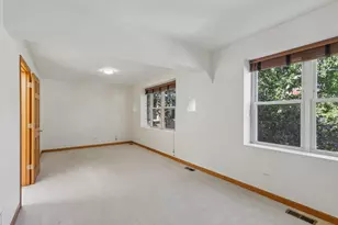 1133 W Cornelia Ave, Chicago, IL 60657 - Photo 15