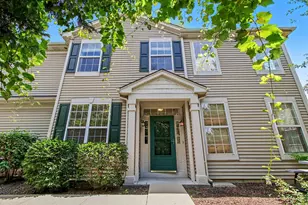 600 S Jade Ln, Round Lake, IL 60073 - Photo 1