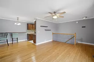 1306 Cove Dr, Prospect Heights, IL 60070 - Photo 3