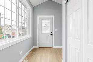 3548 Clinton Ave, Berwyn, IL 60402 - Photo 13