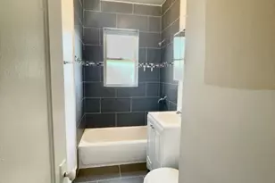 3917 N Southport Ave, Chicago, IL 60613 - Photo 9