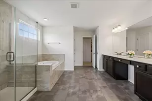 4327 Plantree Rd, Naperville, IL 60564 - Photo 17