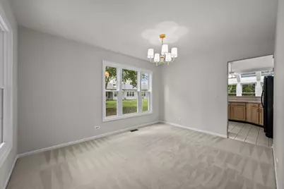 352 Satinwood Court N, Buffalo Grove, IL 60089 - Photo 5