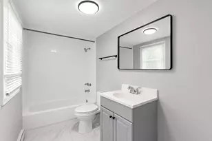 331-333 E Lincoln Ave, Barrington, IL 60010 - Photo 7