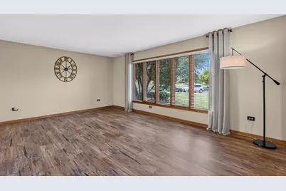 11723 Hidden Brook Court, Orland Park, IL 60467 - Photo 9