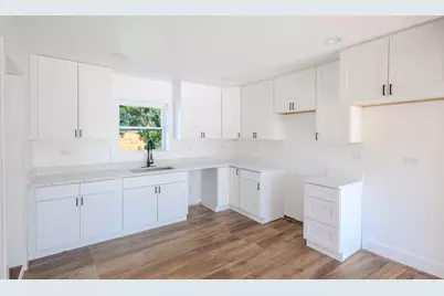 10741 Mason Avenue, Chicago Ridge, IL 60415 - Photo 9