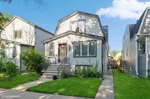 5639 N Karlov Ave, Chicago, IL 60646 - Photo 1