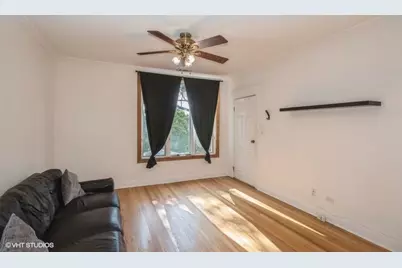 5639 N Karlov Avenue #2FL, Chicago, IL 60646 - Photo 3
