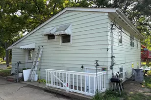 360 Tee Ln, Carpentersville, IL 60110 - Photo 35
