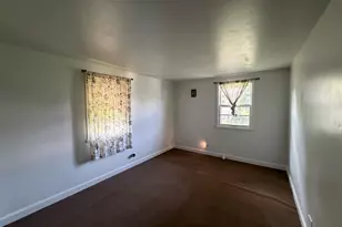 360 Tee Ln, Carpentersville, IL 60110 - Photo 21
