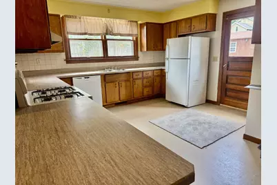 1521 1st Street, Peru, IL 61354 - Photo 5