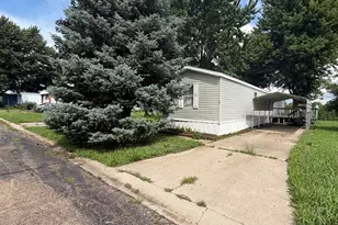 16 W Wasson Rd, Amboy, IL 61310 - Photo 9