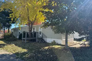16 W Wasson Rd, Amboy, IL 61310 - Photo 1