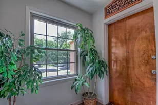 4821 Hull St, Skokie, IL 60077 - Photo 3