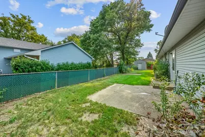3717 Grandmore Avenue, Gurnee, IL 60031 - Photo 27
