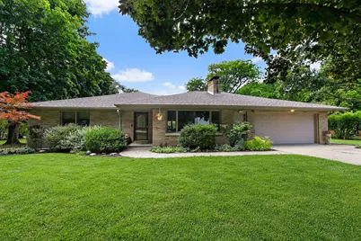 1395 Oakland Drive, Sycamore, IL 60178 - Photo 1