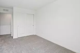 2475 Barbera Dr, Oswego, IL 60543 - Photo 15