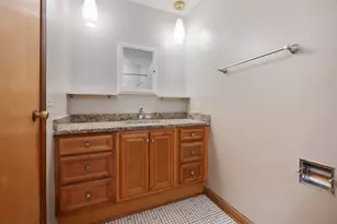 1441 Maple Ln, Elgin, IL 60123 - Photo 19