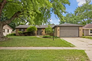 1441 Maple Ln, Elgin, IL 60123 - Photo 1