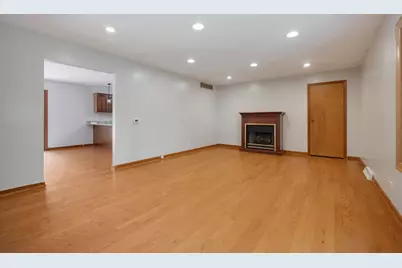 1441 Maple Lane, Elgin, IL 60123 - Photo 7