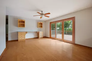 1441 Maple Ln, Elgin, IL 60123 - Photo 9