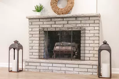 2815 Skyline Drive, Crystal Lake, IL 60012 - Photo 9