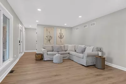 2815 Skyline Drive, Crystal Lake, IL 60012 - Photo 5