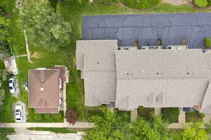 60 E Hattendorf Ave, Roselle, IL 60172 - Photo 37