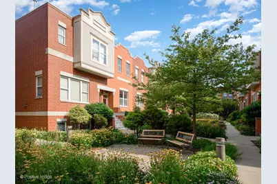 3643 W Cornelia Avenue #B, Chicago, IL 60618 - Photo 29
