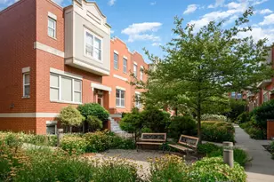 3643 W Cornelia Ave, Chicago, IL 60618 - Photo 29