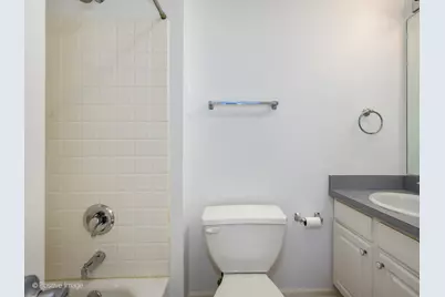 3643 W Cornelia Avenue #B, Chicago, IL 60618 - Photo 23