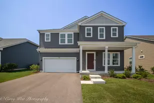 335 N Aspen Dr, Cortland, IL 60112 - Photo 1