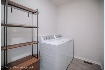 335 N. Aspen Drive, Cortland, IL 60112 - Photo 19